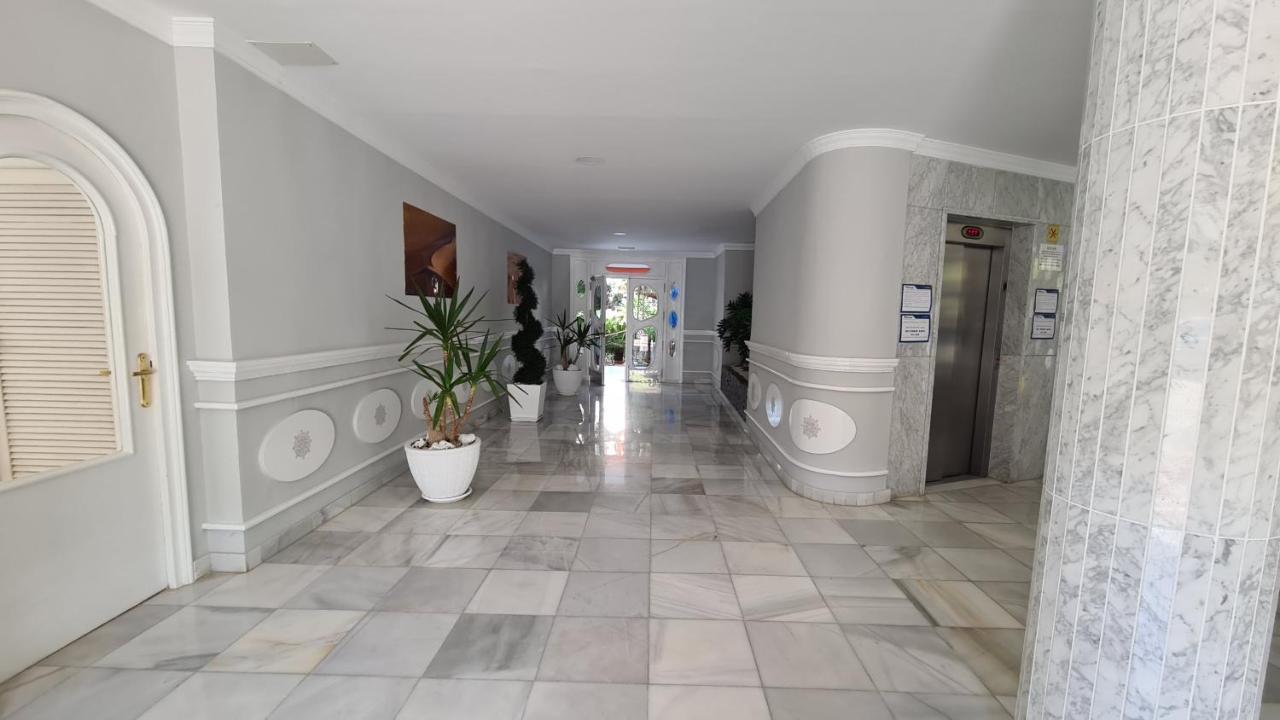 Estudio Playmon Park 10-9 If Benidorm Ngoại thất bức ảnh